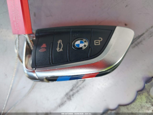 44724806 :رقم المزاد ، 5UXKR6C52JL080327 vin ، 2018 Bmw X5 Xdrive50i مزاد بيع