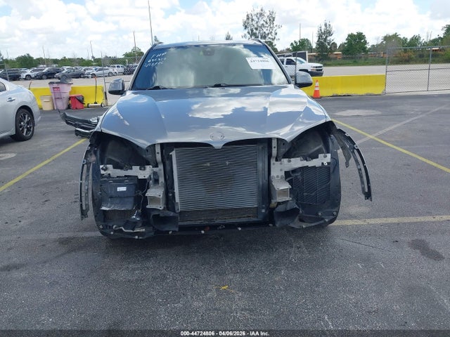44724806 :رقم المزاد ، 5UXKR6C52JL080327 vin ، 2018 Bmw X5 Xdrive50i مزاد بيع