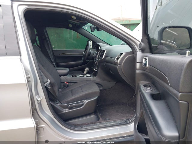 Продаж на аукціоні авто 2018 Jeep Grand Cherokee Laredo E 4x4, vin: 1C4RJFAG6JC240723, номер лоту: 44724810