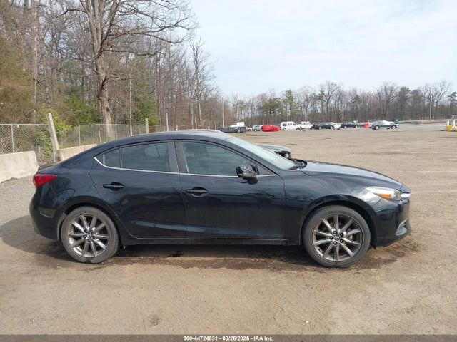 Продажа на аукционе авто 2018 Mazda Mazda3 Touring, vin: 3MZBN1V33JM193646, номер лота: 44724831