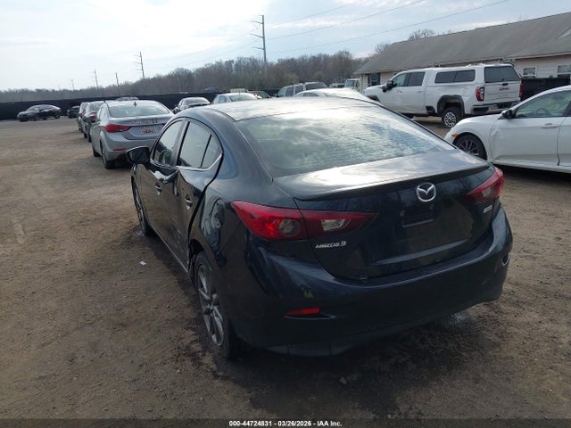 Продажа на аукционе авто 2018 Mazda Mazda3 Touring, vin: 3MZBN1V33JM193646, номер лота: 44724831