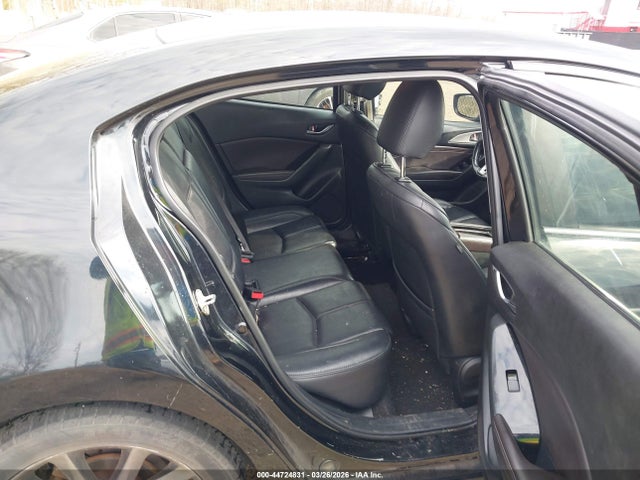 Продажа на аукционе авто 2018 Mazda Mazda3 Touring, vin: 3MZBN1V33JM193646, номер лота: 44724831
