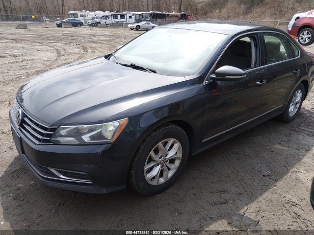 Продаж на аукціоні авто 2017 Volkswagen Passat 1.8t S, vin: 1VWAT7A32HC004555, номер лоту: 44724861