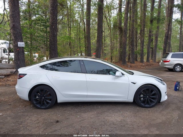 2018 Tesla Model 3 Long Range/performance მანქანა იყიდება აუქციონზე, vin: 5YJ3E1EB2JF092259, აუქციონის ნომერი: 44724885