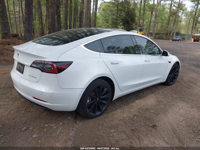 2018 Tesla Model 3 Long Range/performance მანქანა იყიდება აუქციონზე, vin: 5YJ3E1EB2JF092259, აუქციონის ნომერი: 44724885
