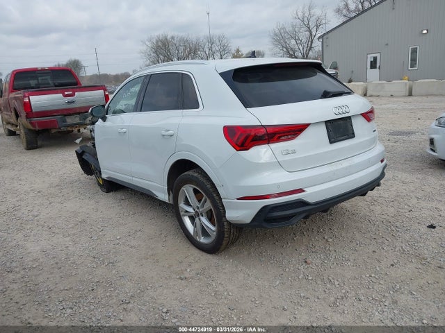 2023 AUDI Q3 WA1EECF3XP1154644 Photo 2