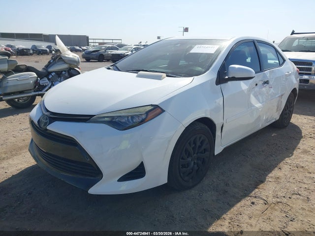5YFBURHE5HP617039 Toyota COROLLA LE
