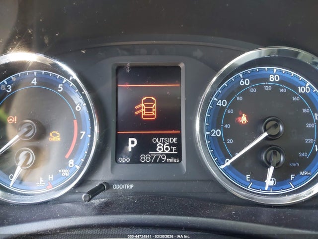 5YFBURHE5HP617039 Toyota COROLLA LE
