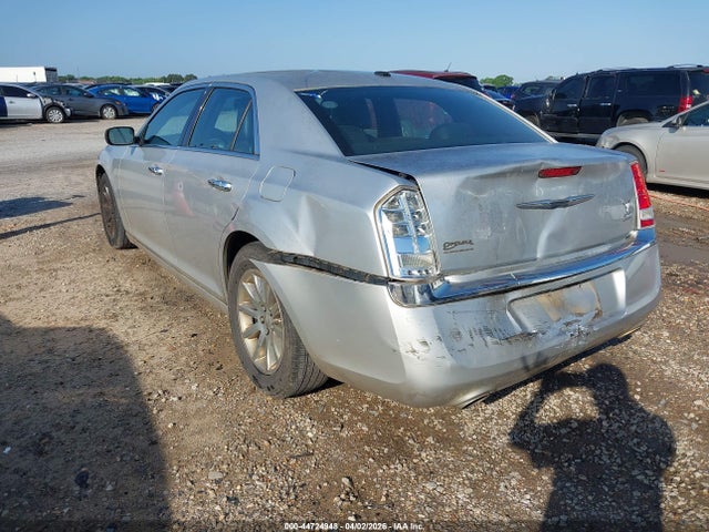 44724948 :رقم المزاد ، 2C3CCACG8CH288664 vin ، 2012 Chrysler 300 Limited مزاد بيع