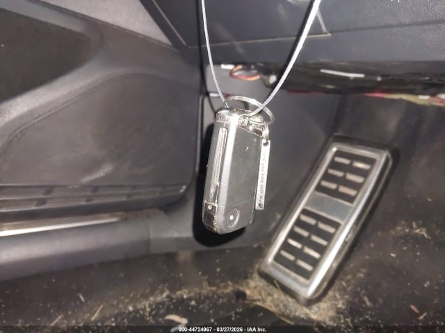 44724967 :رقم المزاد ، WVWVF7AU0HW123806 vin ، 2017 Volkswagen Golf R 4-door W/dcc   Navigation مزاد بيع