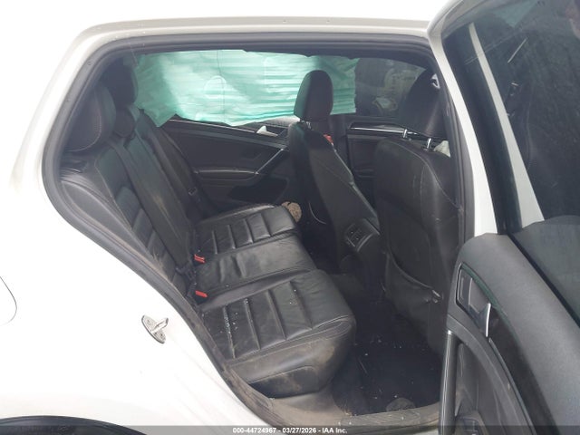 44724967 :رقم المزاد ، WVWVF7AU0HW123806 vin ، 2017 Volkswagen Golf R 4-door W/dcc   Navigation مزاد بيع