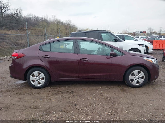 Продаж на аукціоні авто 2017 Kia Forte Lx, vin: 3KPFK4A75HE131290, номер лоту: 44724973
