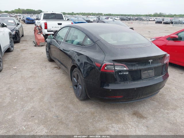 2021 TESLA MODEL 3 5YJ3E1EA7MF989492 Photo 2