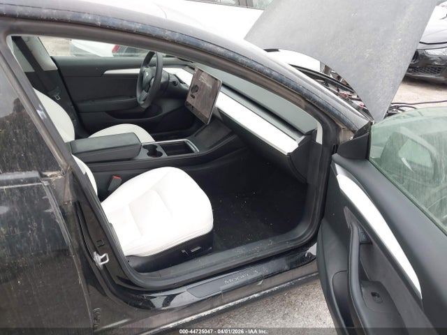 2021 TESLA MODEL 3 5YJ3E1EA7MF989492 Photo 4