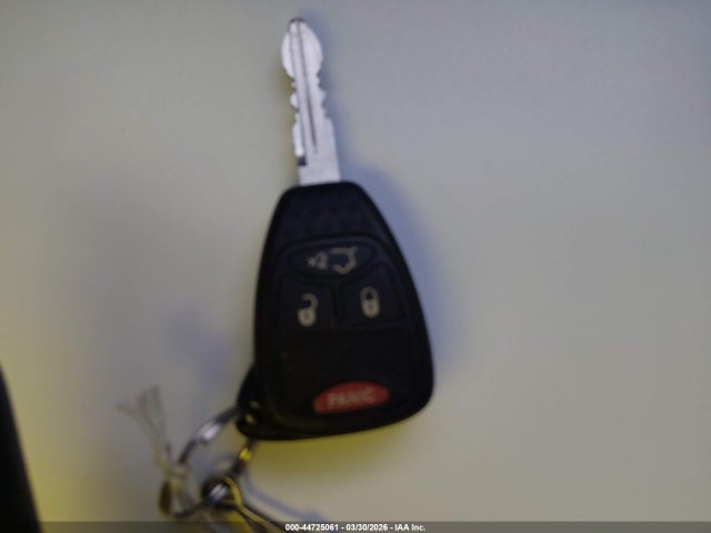 2013 Chrysler 200 Touring მანქანა იყიდება აუქციონზე, vin: 1C3CCBBG0DN728389, აუქციონის ნომერი: 44725061