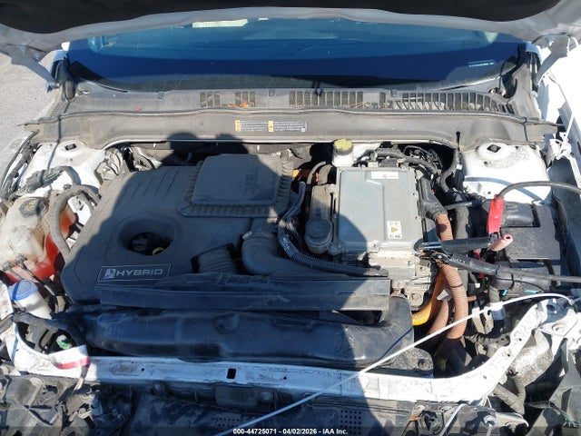 3FA6P0RU5JR159339 Ford Fusion Hybrid Titanium