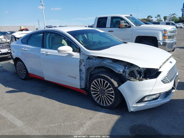 3FA6P0RU5JR159339 Ford Fusion Hybrid Titanium