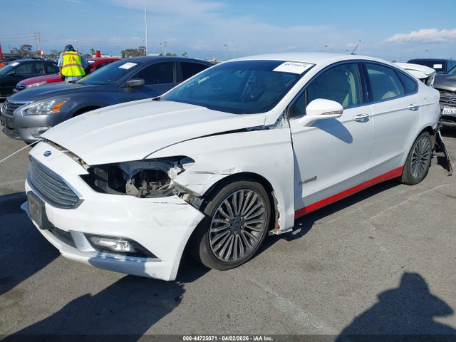 3FA6P0RU5JR159339 Ford Fusion Hybrid Titanium