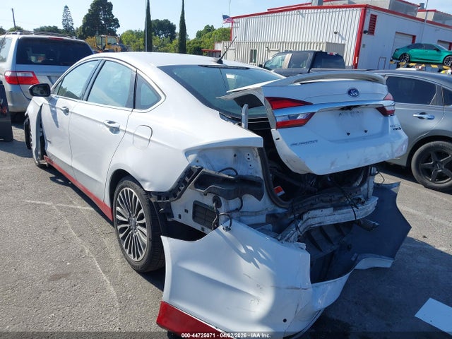 3FA6P0RU5JR159339 Ford Fusion Hybrid Titanium