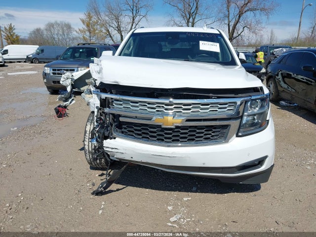 Продажа на аукционе авто 2019 Chevrolet Tahoe Lt, vin: 1GNSKBKC0KR275105, номер лота: 44725094