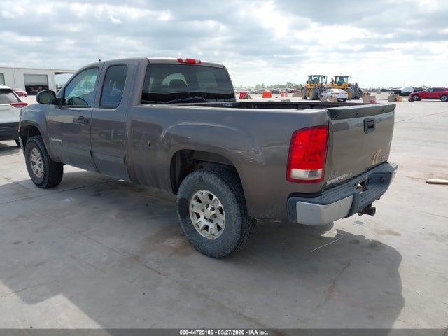 2008 GMC SIERRA 1500 2GTEC19C081312917 Photo 2