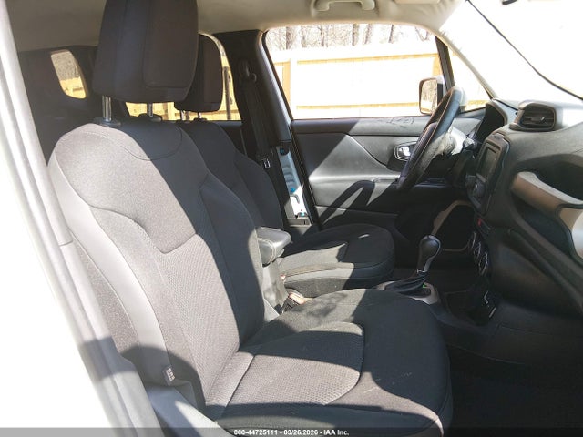 2017 JEEP RENEGADE ZACCJADB1HPE55568 Photo 4