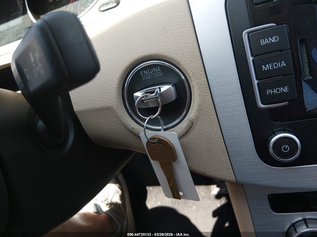 2014 VOLKSWAGEN CC WVWBP7AN8EE530315 Photo 10