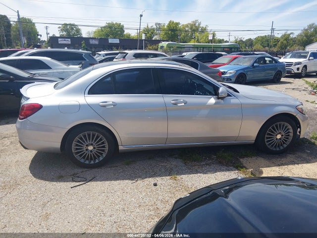 Aukcja sprzedaży 2015 Mercedes-benz C 300 Luxury 4matic, vin: 55SWF4KB9FU021419, numer aukcji: 44725152