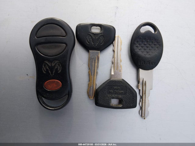 44725155 :رقم المزاد ، 3B7KF2363XG140696 vin ، 1999 Dodge Ram 2500 St مزاد بيع