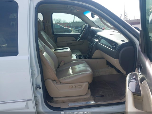2007 Gmc Yukon Xl 1500 Denali მანქანა იყიდება აუქციონზე, vin: 1GKFK66857J399730, აუქციონის ნომერი: 44725167
