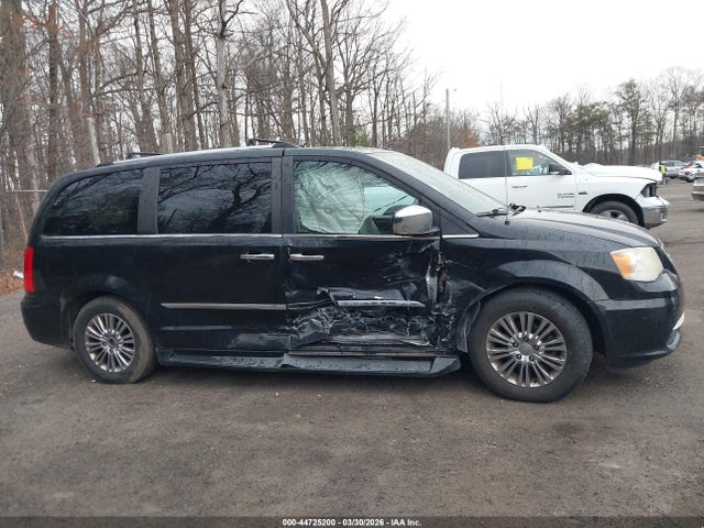 Продаж на аукціоні авто 2011 Chrysler Town & Country Limited, vin: 2A4RR6DG3BR610260, номер лоту: 44725200