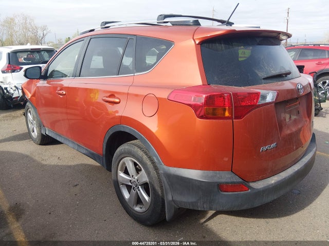 44725201 :رقم المزاد ، JTMRFREV9FJ018885 vin ، 2015 Toyota Rav4 Xle مزاد بيع