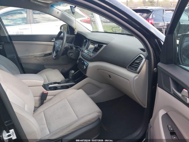 2018 Hyundai Tucson Se მანქანა იყიდება აუქციონზე, vin: KM8J23A49JU801419, აუქციონის ნომერი: 44725218