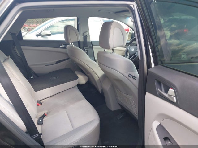 2018 Hyundai Tucson Se მანქანა იყიდება აუქციონზე, vin: KM8J23A49JU801419, აუქციონის ნომერი: 44725218