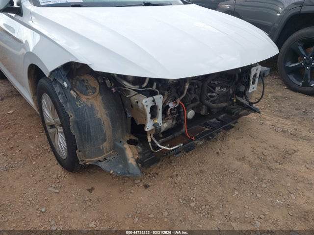 Aukcja sprzedaży 2019 Volkswagen Jetta 1.4t R-line/1.4t S/1.4t Se, vin: 3VWCB7BU9KM145700, numer aukcji: 44725232