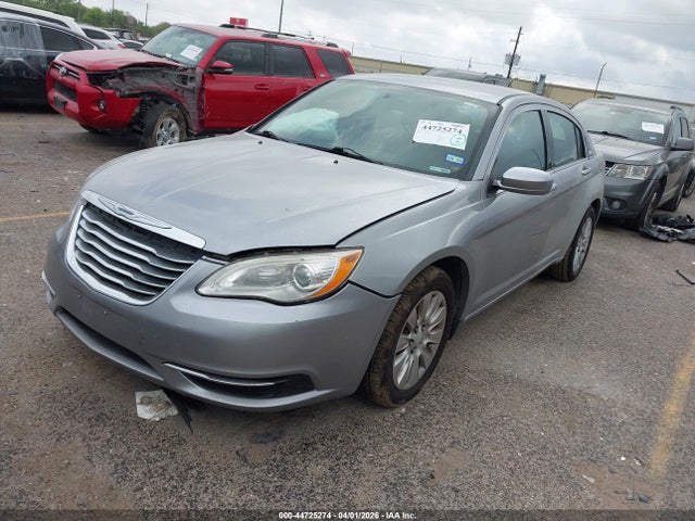44725274 :رقم المزاد ، 1C3CCBAB0EN210631 vin ، 2014 Chrysler 200 Lx مزاد بيع