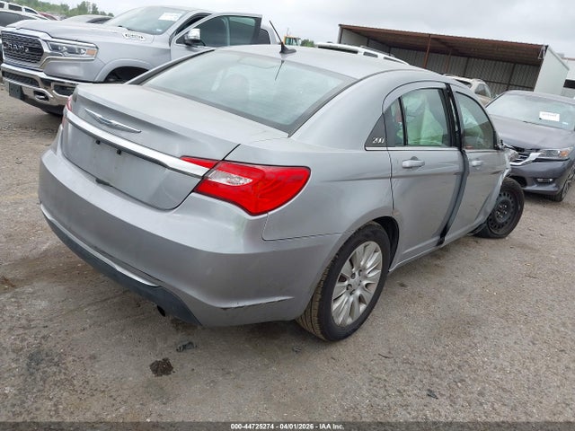 44725274 :رقم المزاد ، 1C3CCBAB0EN210631 vin ، 2014 Chrysler 200 Lx مزاد بيع