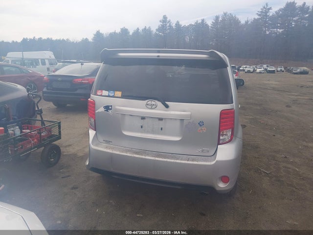 Scion XB 2015 JTLZE4FEXFJ068364 Image 16