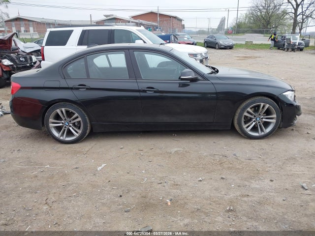 44725304 :رقم المزاد ، WBA3A5C55EF604613 vin ، 2014 Bmw 328i مزاد بيع
