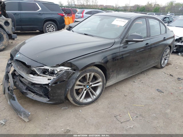 44725304 :رقم المزاد ، WBA3A5C55EF604613 vin ، 2014 Bmw 328i مزاد بيع
