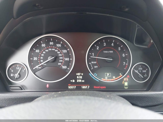 44725304 :رقم المزاد ، WBA3A5C55EF604613 vin ، 2014 Bmw 328i مزاد بيع