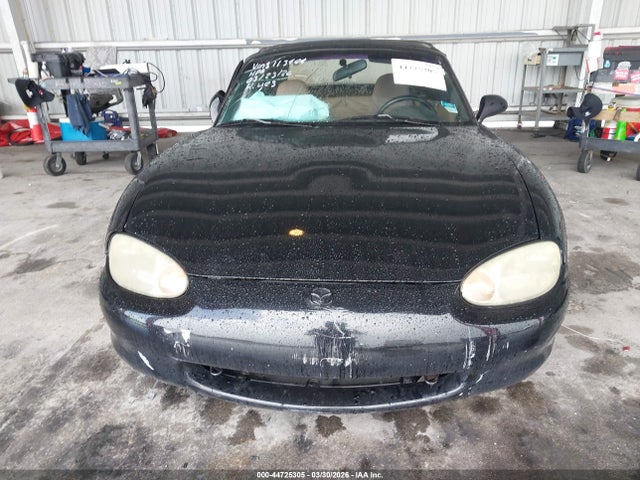 44725305 :رقم المزاد ، JM1NB3538X0113404 vin ، 1999 Mazda Mx-5 Miata Leather Pkg/popular Equipment Pkg/sports Pkg/touring Pkg مزاد بيع