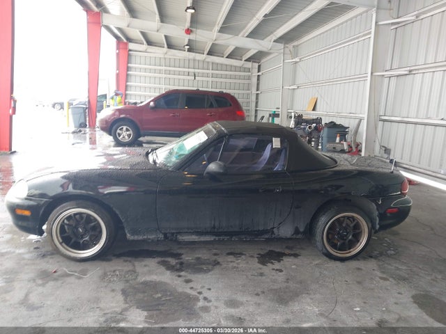 44725305 :رقم المزاد ، JM1NB3538X0113404 vin ، 1999 Mazda Mx-5 Miata Leather Pkg/popular Equipment Pkg/sports Pkg/touring Pkg مزاد بيع