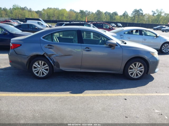 44725316 :رقم المزاد ، JTHBK1GG8D2047961 vin ، 2013 Lexus Es 350 مزاد بيع