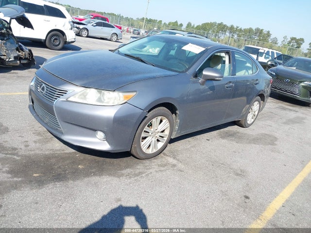 44725316 :رقم المزاد ، JTHBK1GG8D2047961 vin ، 2013 Lexus Es 350 مزاد بيع