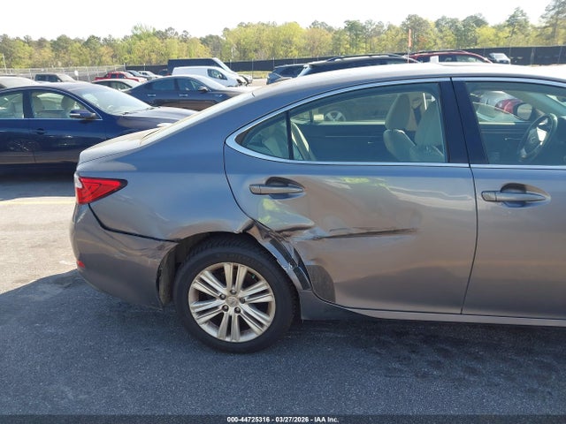 44725316 :رقم المزاد ، JTHBK1GG8D2047961 vin ، 2013 Lexus Es 350 مزاد بيع