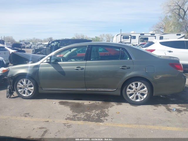 2011 Toyota Avalon მანქანა იყიდება აუქციონზე, vin: 4T1BK3DBXBU384747, აუქციონის ნომერი: 44725353