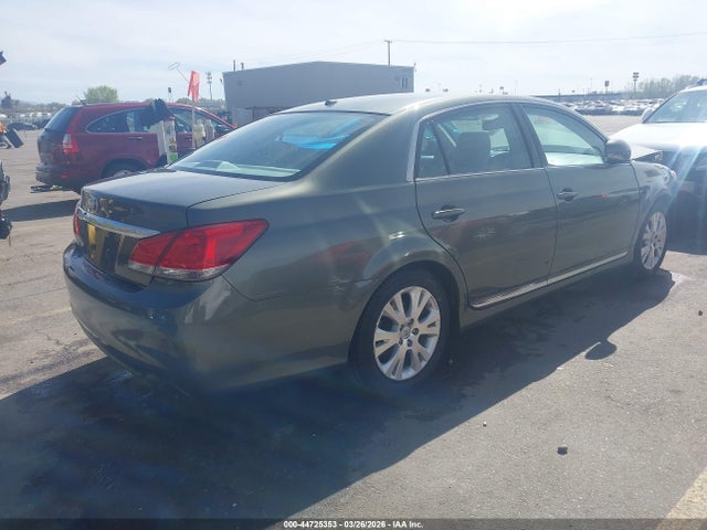 2011 Toyota Avalon მანქანა იყიდება აუქციონზე, vin: 4T1BK3DBXBU384747, აუქციონის ნომერი: 44725353