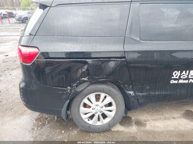 2018 KIA SEDONA KNDMB5C13J6359080 Photo 5