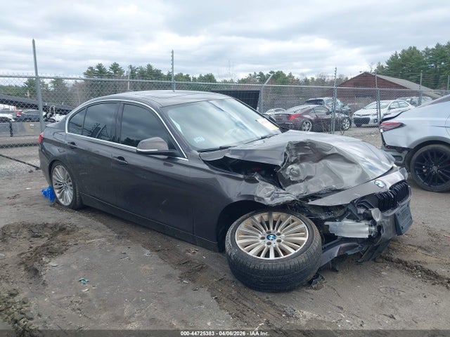 2015 Bmw 320i Xdrive მანქანა იყიდება აუქციონზე, vin: WBA3C3G58FNS75700, აუქციონის ნომერი: 44725383